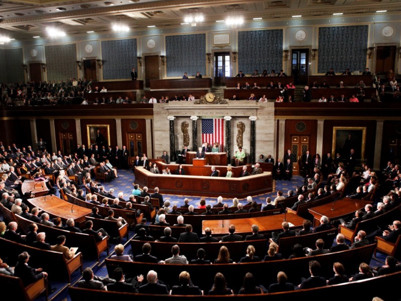 Сенат США одобрил санкции против Сирии, РФ и Ирана