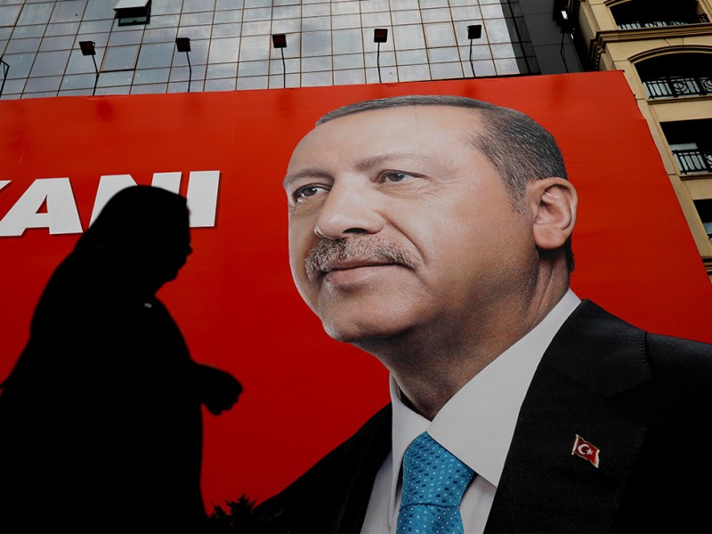 Рейтинг одобрения Эрдогана резко упал с прошлого года - опрос 