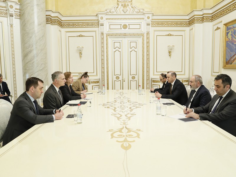 Пашинян обсудил с Луисом Боно нормализацию отношений с Азербайджаном и блокаду Арцаха 