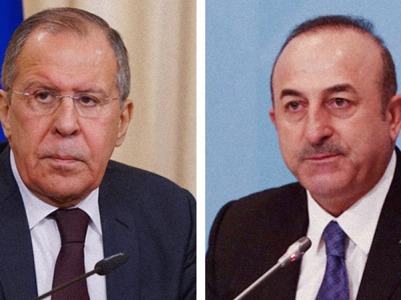 Лавров и Чавушоглу обсудили двусторонние отношения и реализацию зерновой сделки 