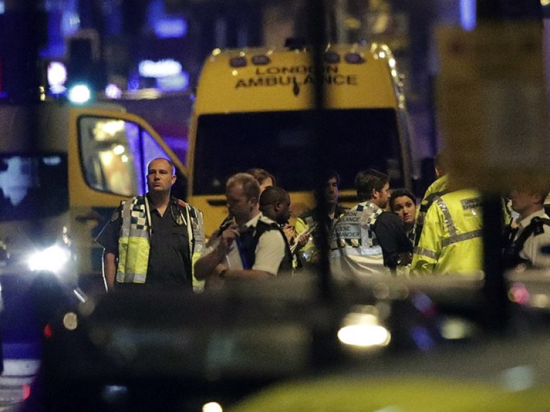 Լոնդոնում միկրոավտոբուսը մխրճվել է մարդկանց մեջ. Մեյը չի բացառել ահաբեկչությունը