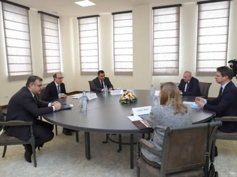 Ара Айвазян провел встречу с послами стран-сопредседателей Минской группы ОБСЕ