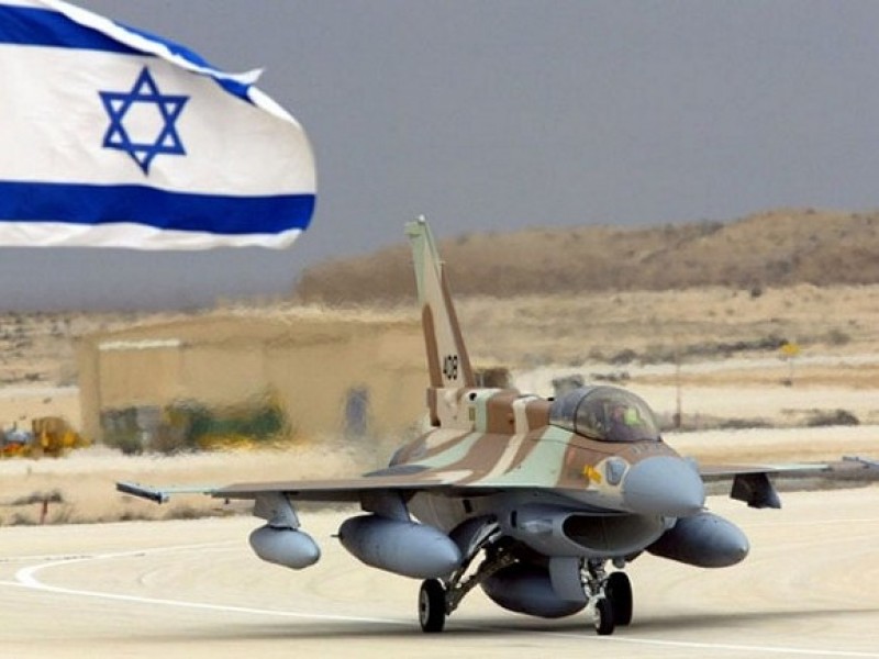 Израиль в ответ на запуск шаров со взрывчаткой атаковал объекты ХАМАС в секторе Газа