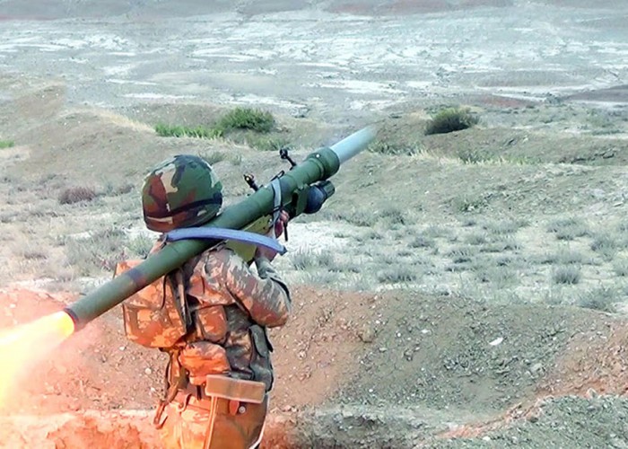 Ночью противник дважды открывал неэффективный огонь из комплекса «Игла-С» - МО Армении 
