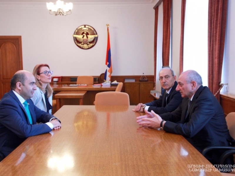 Президент Арцаха обсудил с Эдмоном Марукяном вопросы внутренней и внешней политики