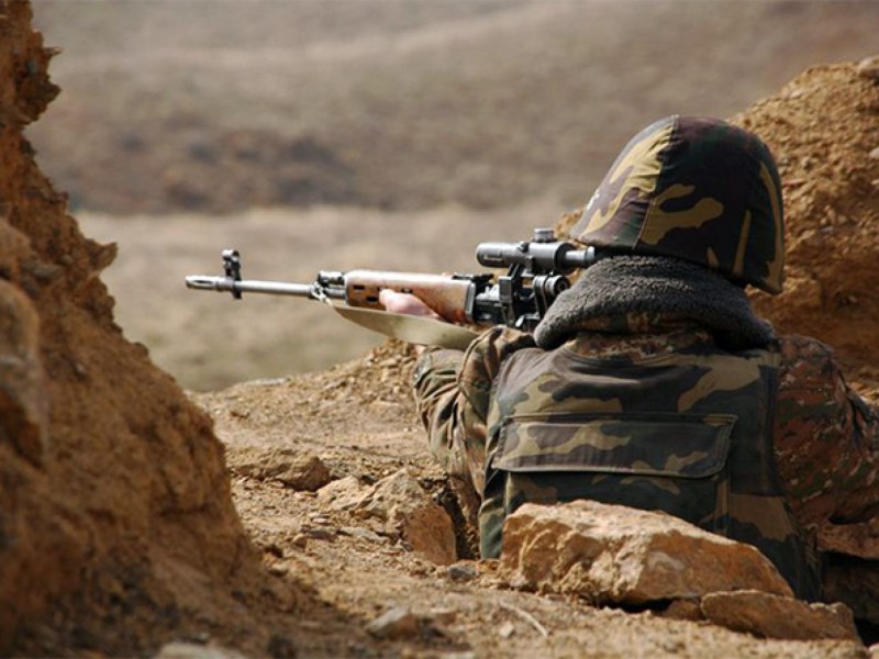 Армянский военнослужащий был ранен от выстрела снайпера ВС Азербайджана в Тавуше