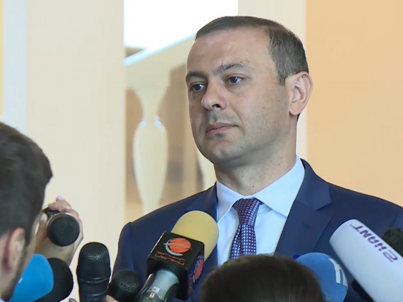 Секретарь Совбеза Армении: Ереван готов к нормализации отношений с Анкарой без предусловий
