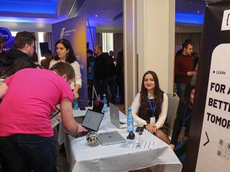 Երևանում կանցկացվի աշխատանքային տոնավաճառ արցախցիների համար