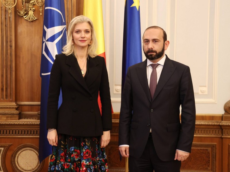 Арарат Мирзоян и председатель Сената Румынии обсудили вопросы региональной безопасности 