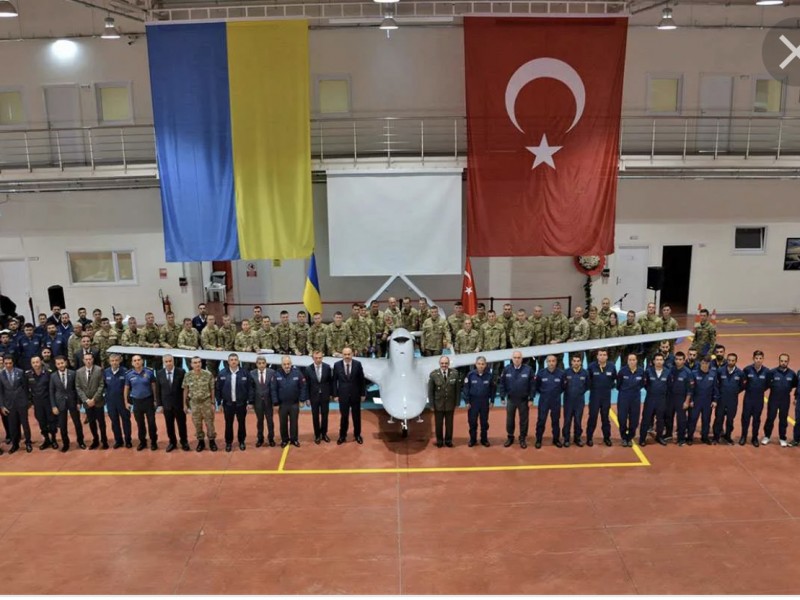 Украинские пилоты считают, что использовать турецкие «Байрактары» практически бесполезно