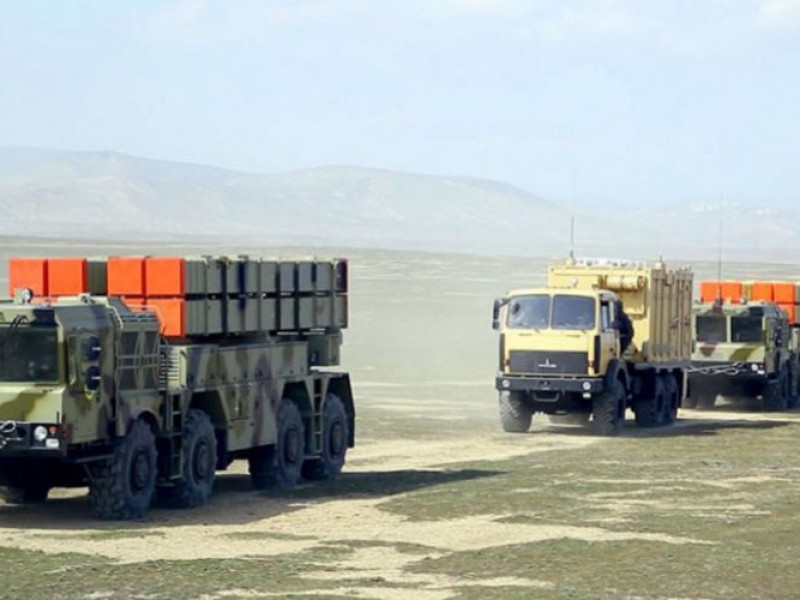 Военные учения в Азербайджане: РСЗО «Полонез» выполнили условные залпы по Карабаху