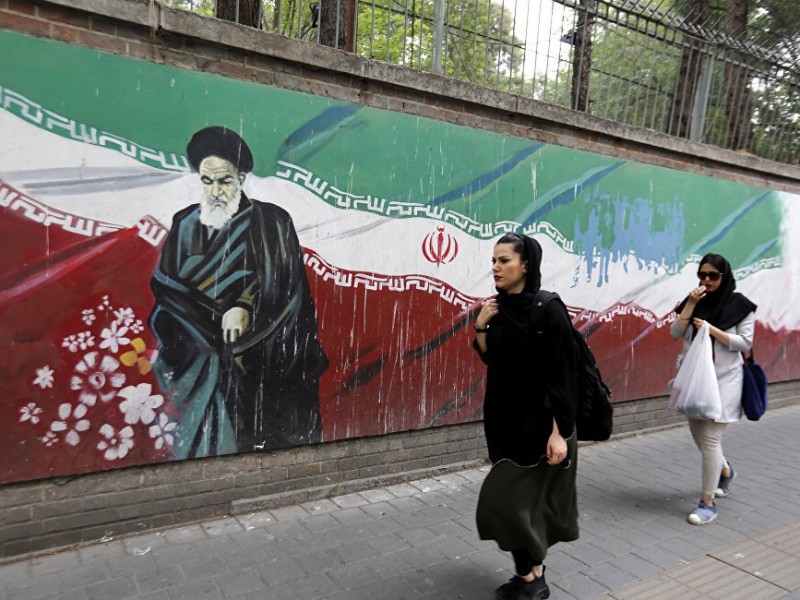 В Иране назвали условия для начала переговоров с США - снятие санкций 
