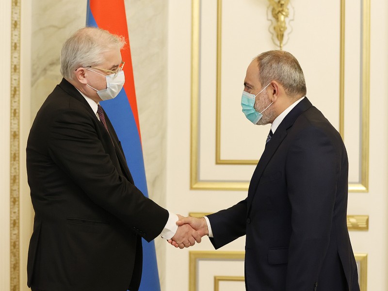 Премьер Армении встретился с российским сопредседателем МГ ОБСЕ