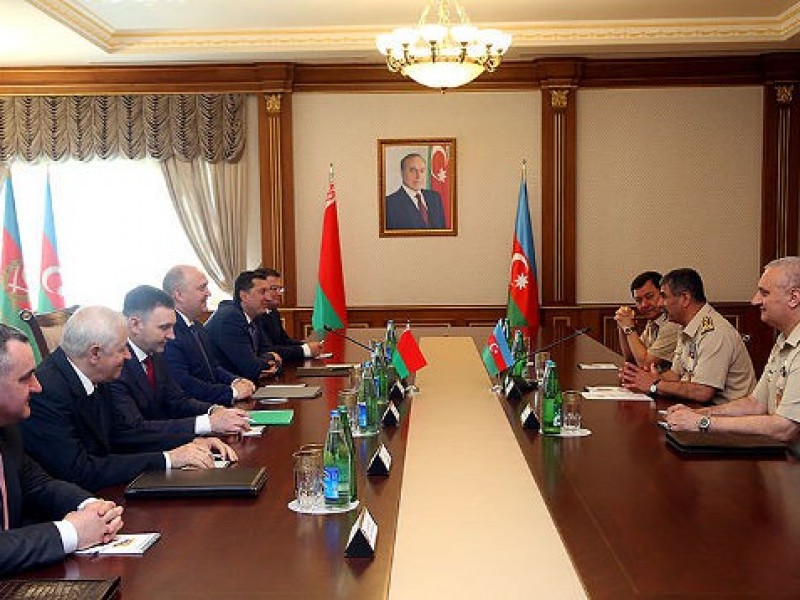 Минск и Баку обсудили перспективы развития военно-технического сотрудничества