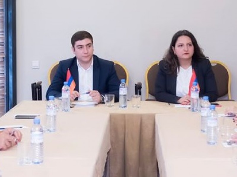 Работу парламента нельзя назвать эффективной и отвечающей духу «новой Армении» - эксперты