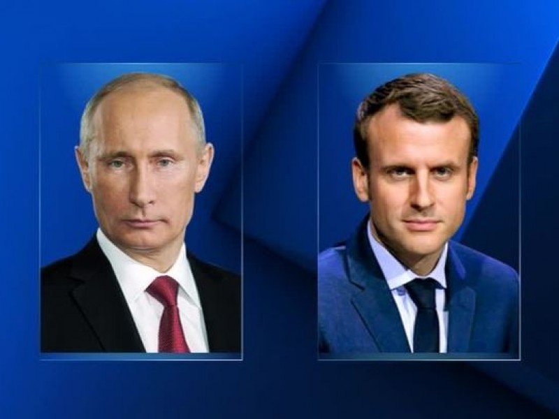 Владимир Путин и Эммануэль Макрон обсудили Карабах