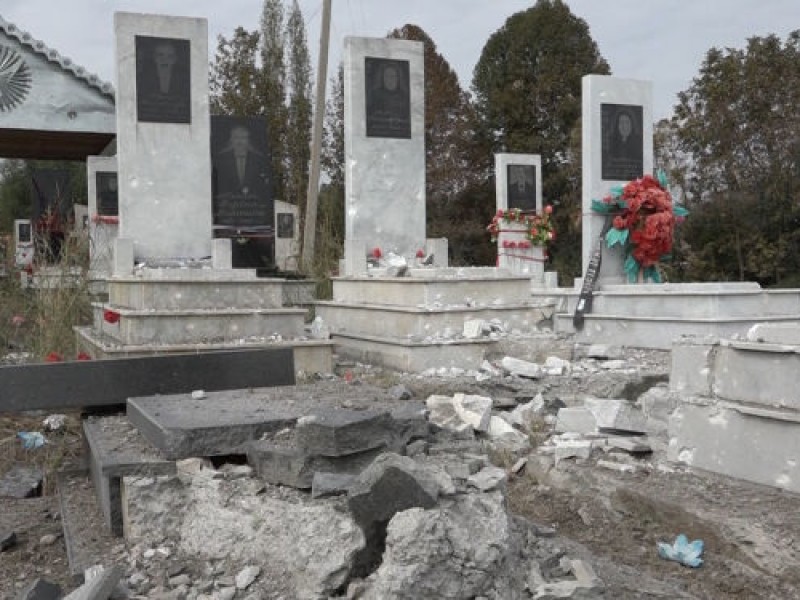 Ադրբեջանը հայկական գերեզմանաքարերն օգտագործում է ճանապարհների կառուցման համար. Արցախի ՄԻՊ