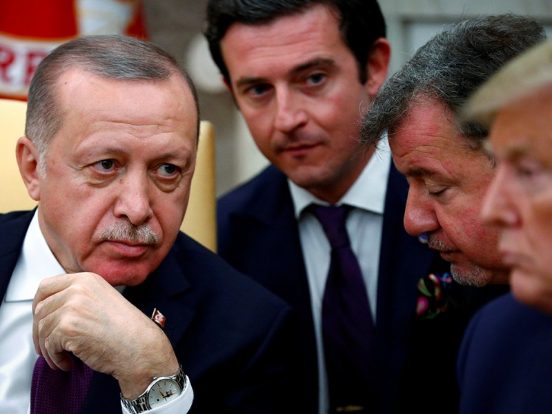 Neue Zürcher Zeitung: Анкара пытается сблизиться с США на фоне кризиса в Идлибе
