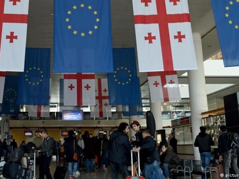 Статистика безвиза Грузии с ЕС – до 3% грузин пытались получить статус беженца в Европе
