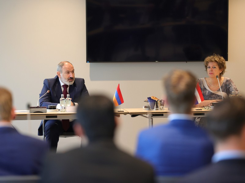 Пашинян представил голландским предпринимателям возможности инвестирования в Армении