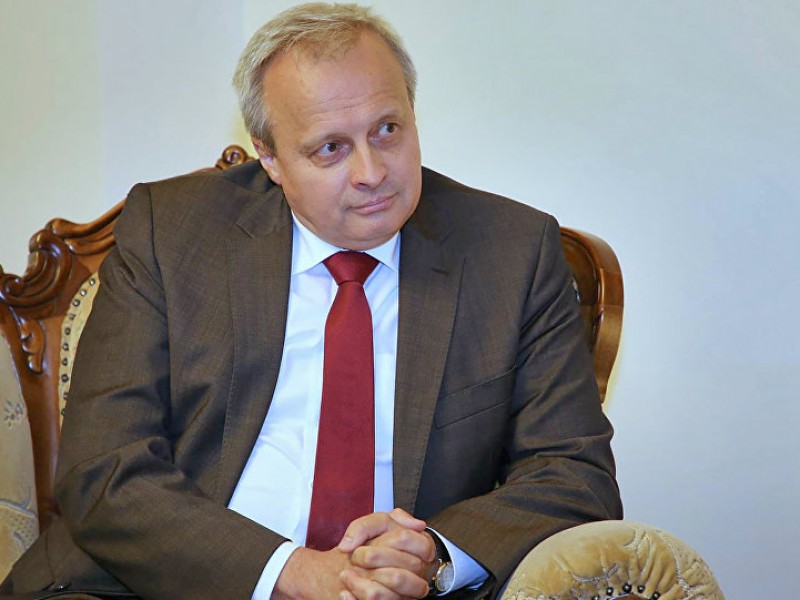 Посол России в Армении встретился с представителями Республиканской партии