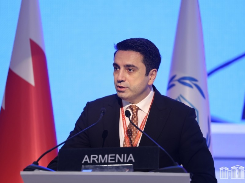 Армения не имеет территориальных претензий ни к одному из своих соседей - Ален Симонян 