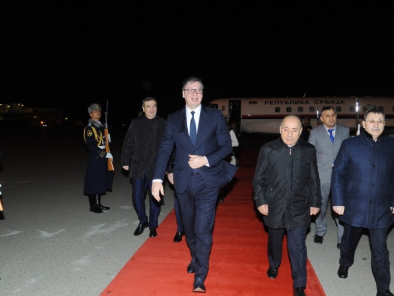 Президент Сербии прибыл в Азербайджан с рабочим визитом