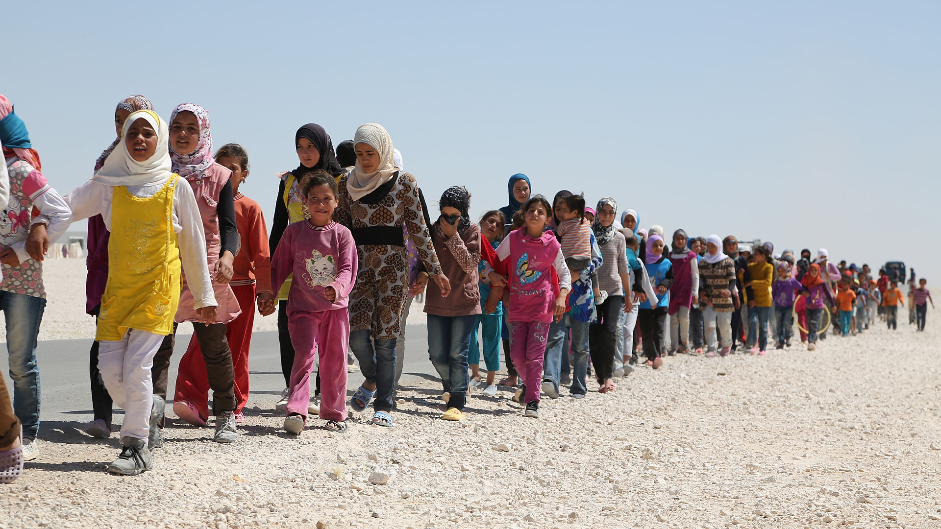 В Сирию за сутки вернулись более 900 беженцев из Иордании и Ливана