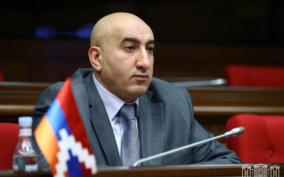 Государство, не защищённое национальными интересами, обслуживает интересы других