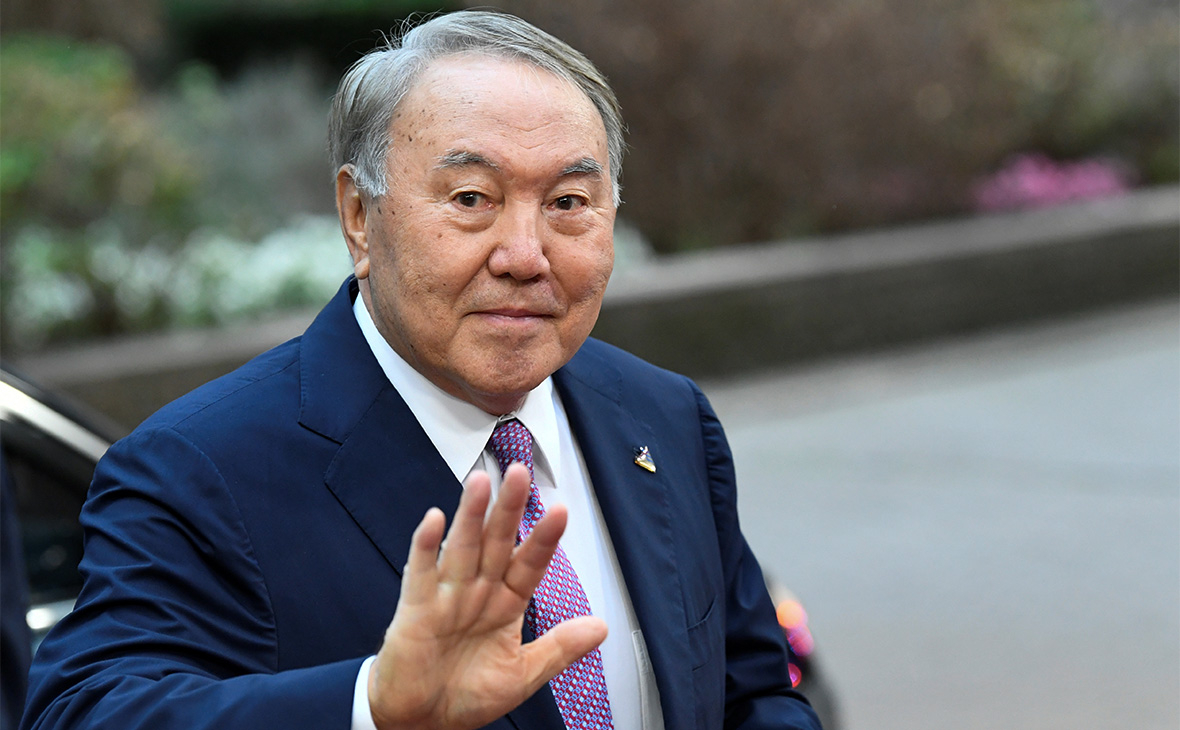 Самое главное сейчас – сохранить стабильность: казахский эксперт об отставке Назарбаева 