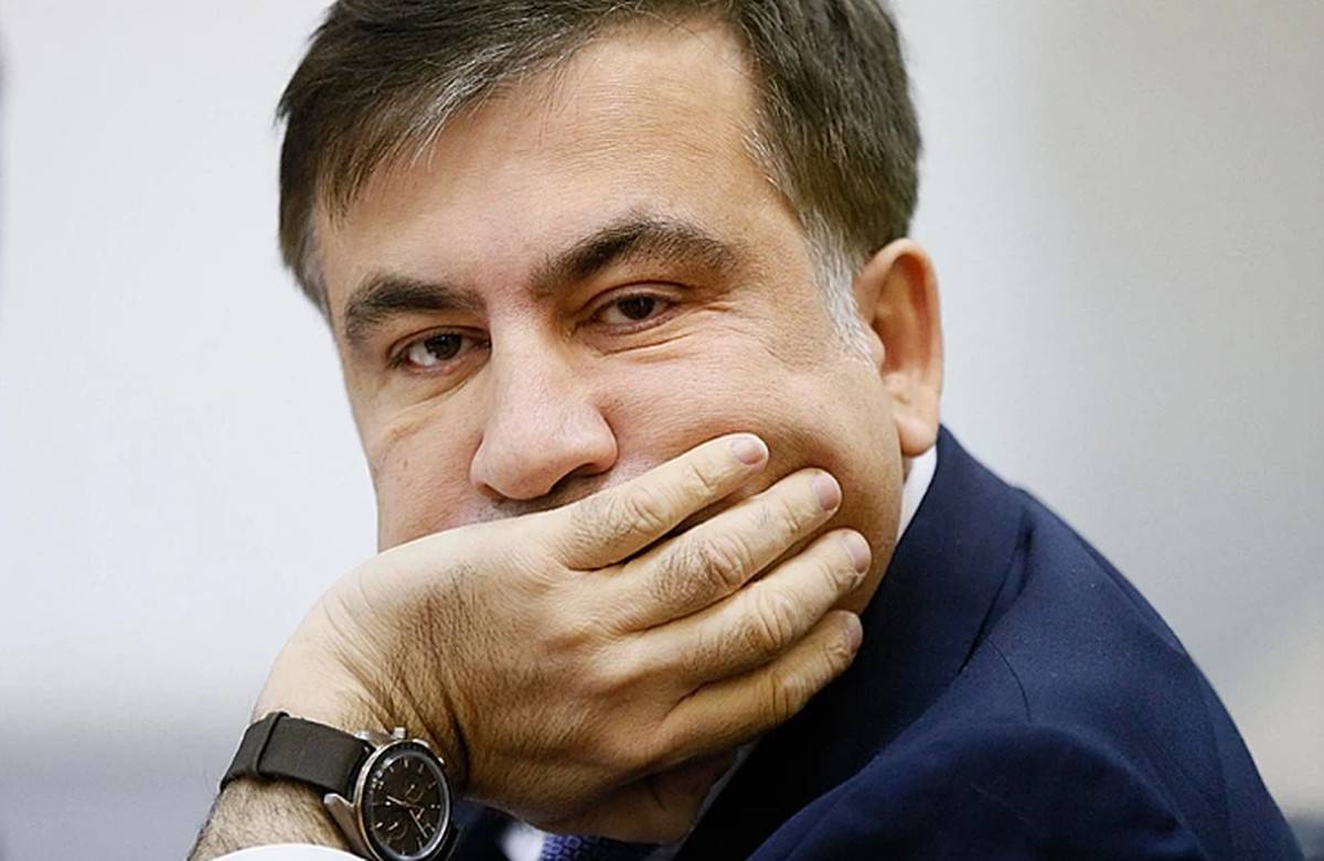 Саакашвили доставлен из Тбилиси в военный госпиталь города Гори