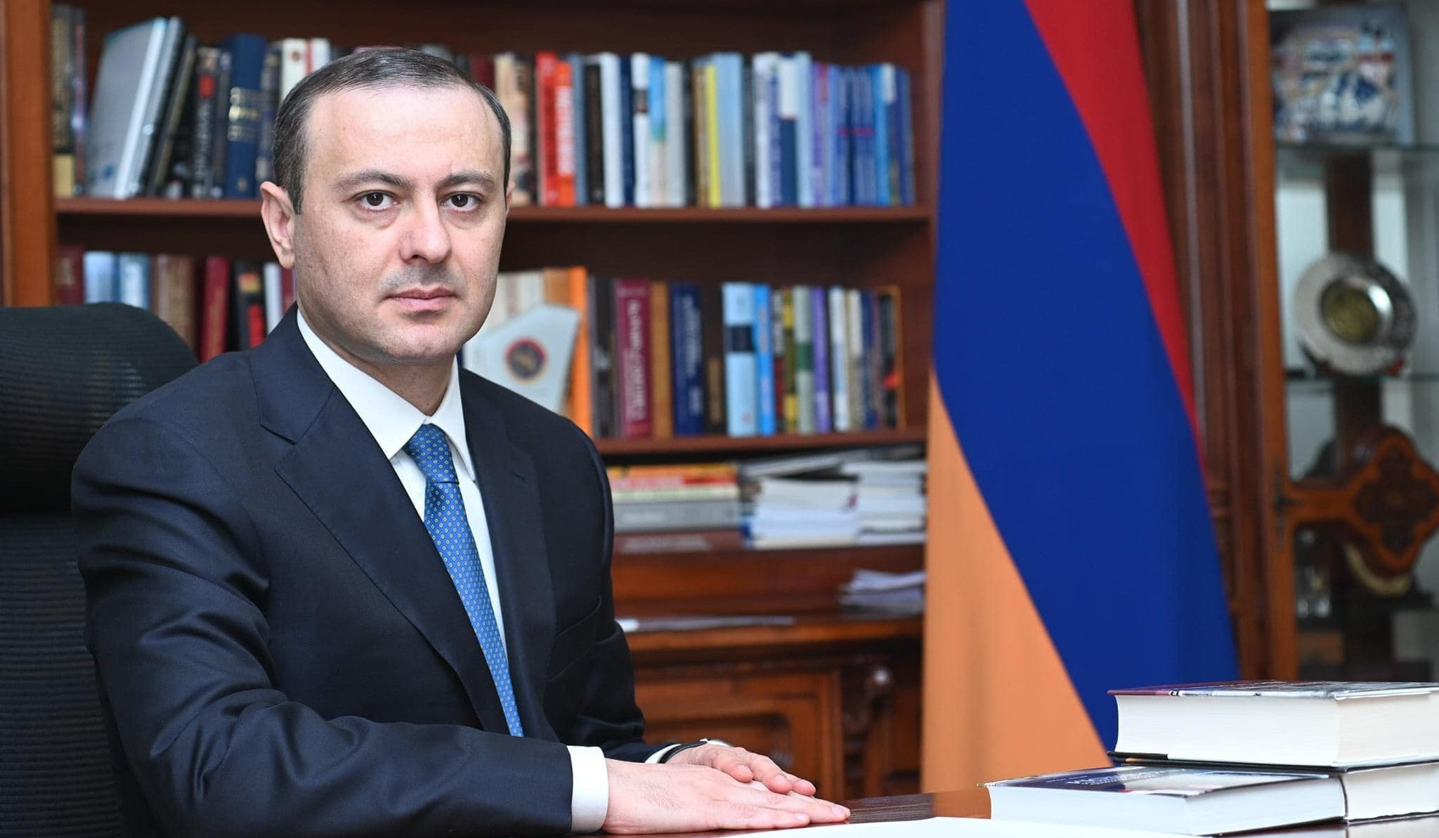  Армен Григорян встретится с помощником президента Азербайджана в Братиславе