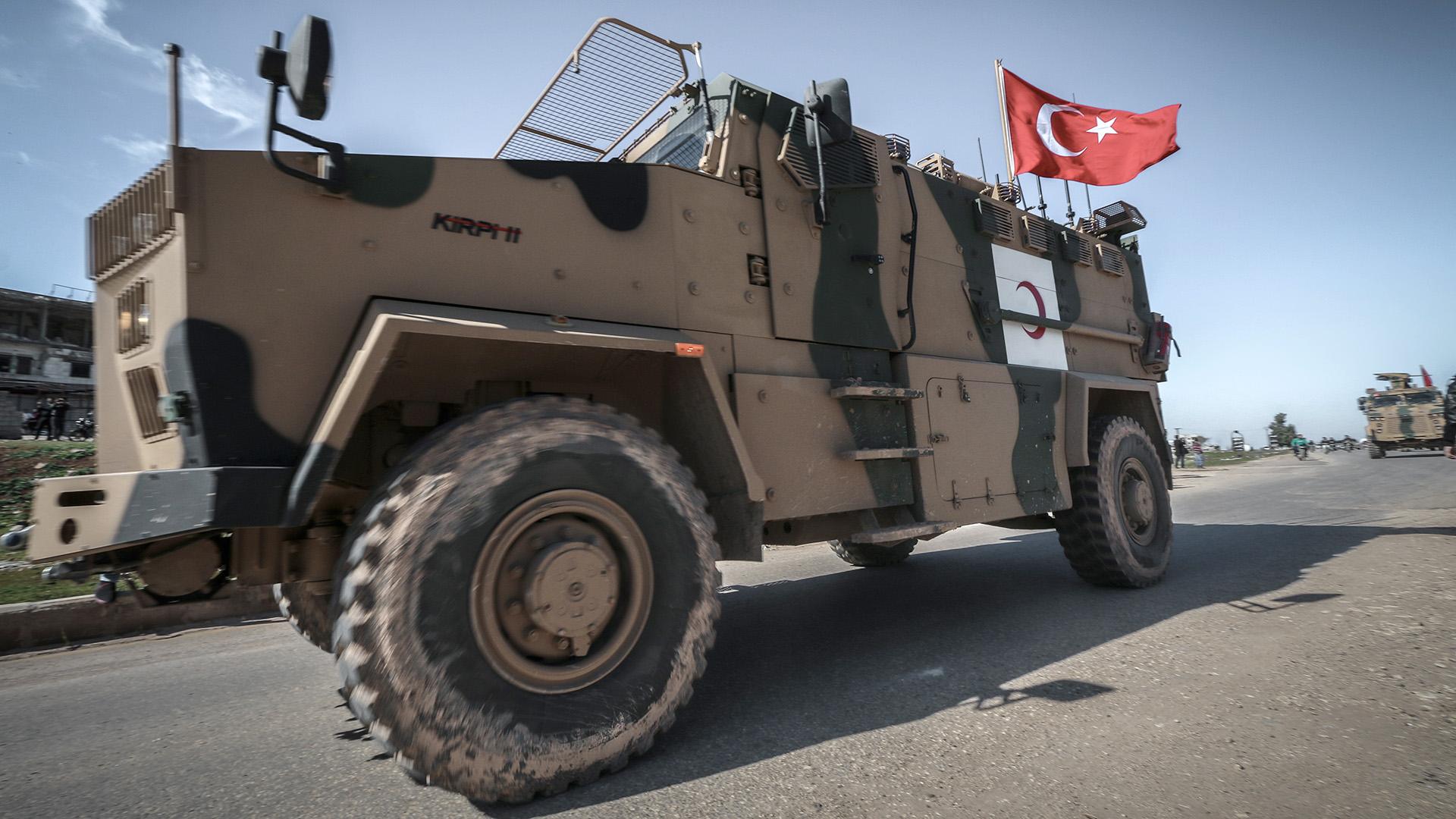 Министр обороны Турции опровергает применение химоружия в Сирии 