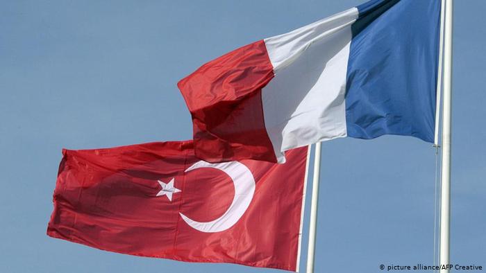 МИД Турции пообещал Франции «жёсткий ответ» на запрет «Серых волков»