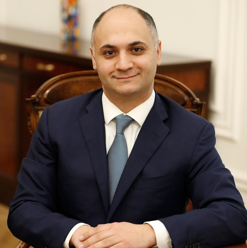 Председатель Госкомиссии по защите экономической конкуренции Армении отбыл в Москву
