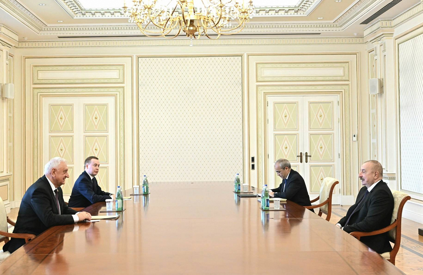 Мясникович и Алиев обсудили возможности торговли Азербайджана с членами ЕАЭС