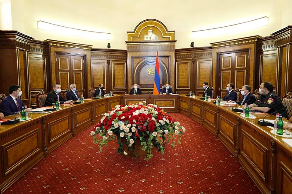 Премьер-министр Армении Никол Пашинян провел заседание Совбеза 