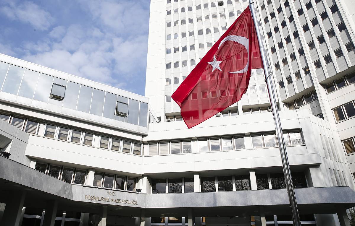 МИД Турции призвал Ереван передать Баку «точные карты» заминированных территорий