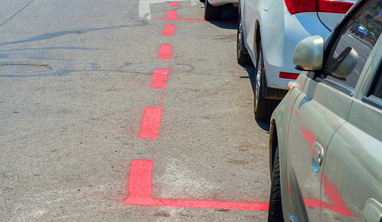 Էլեկտրական մեքենաներն ազատվում են Երևանի կենտրոնում կարմիր գծերի վրա կայանման վճարից