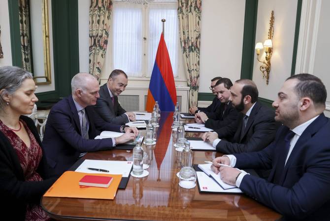Министр иностранных дел Армении обсудил региональную безопасность на встрече в Брюсселе