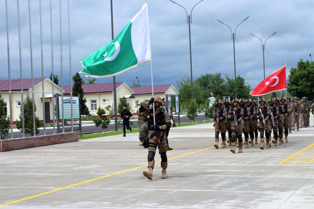 Турция, Пакистан и Узбекистан начали первые совместные военные учения 