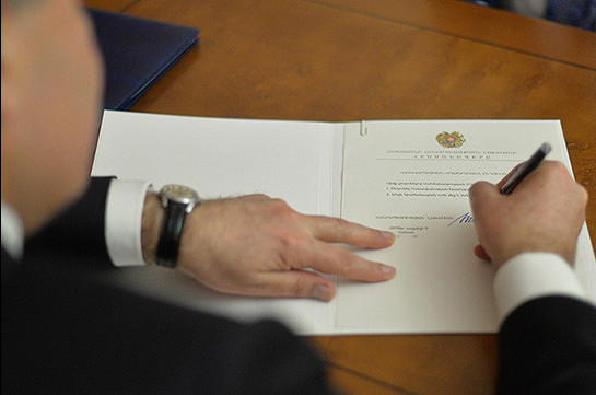 Президент Армении подписал указ о проведении внеочередных парламентских выборов