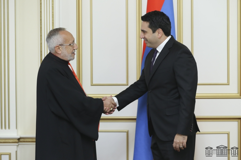Председатель НС Армении и Патриарх Дома Киликийского обсудили ряд вопросов