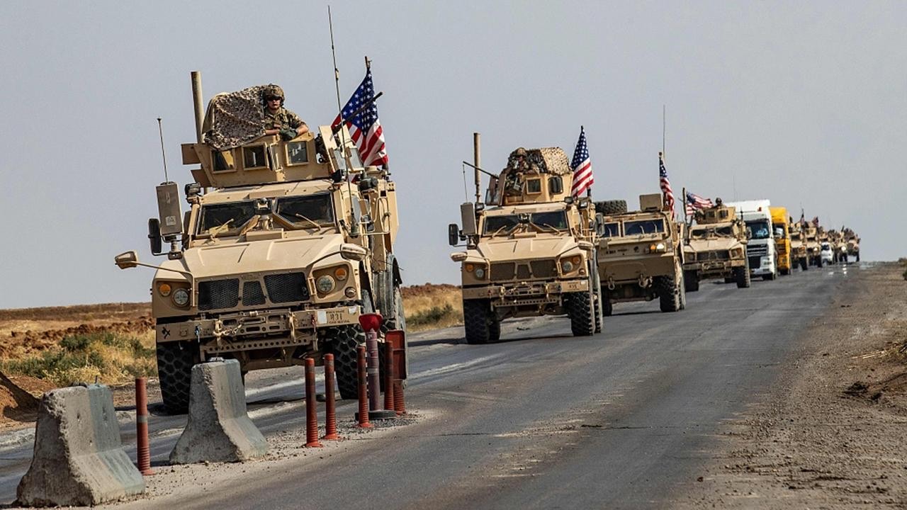 США направили новую военную колонну из Ирака в Сирию