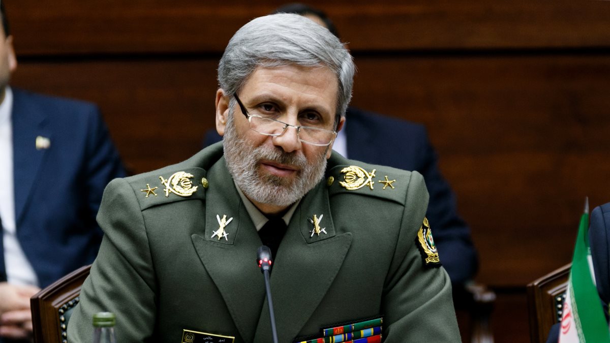 Ամիր Հաթամի. Իրանի ԶՈւ-րի զինտեխնիկայի 90%-ը արտադրվում է երկրի ներսում