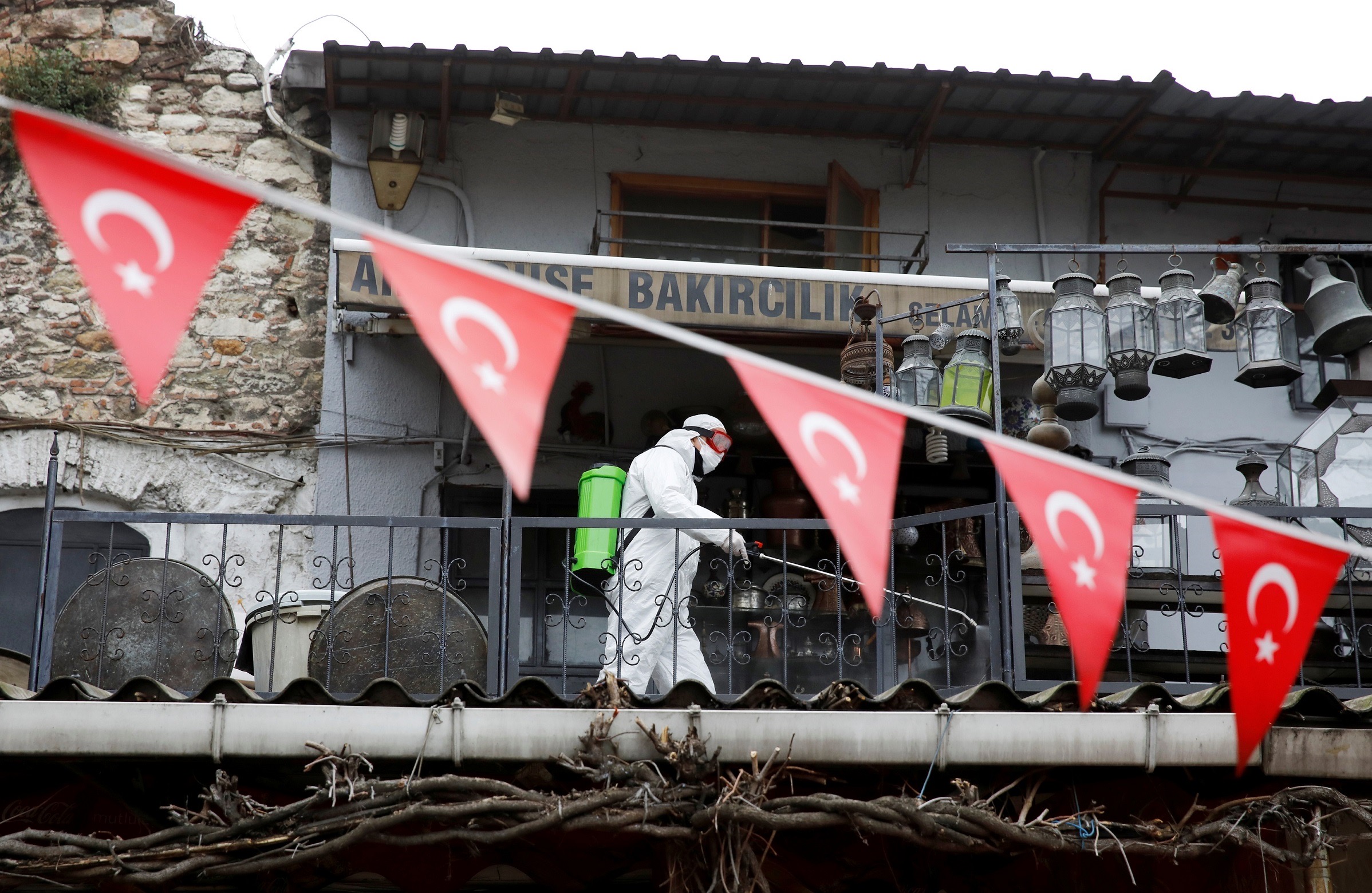 Ситуация с Covid-19 в Турции демонстрирует опасную тенденцию из-за действий властей — СМИ