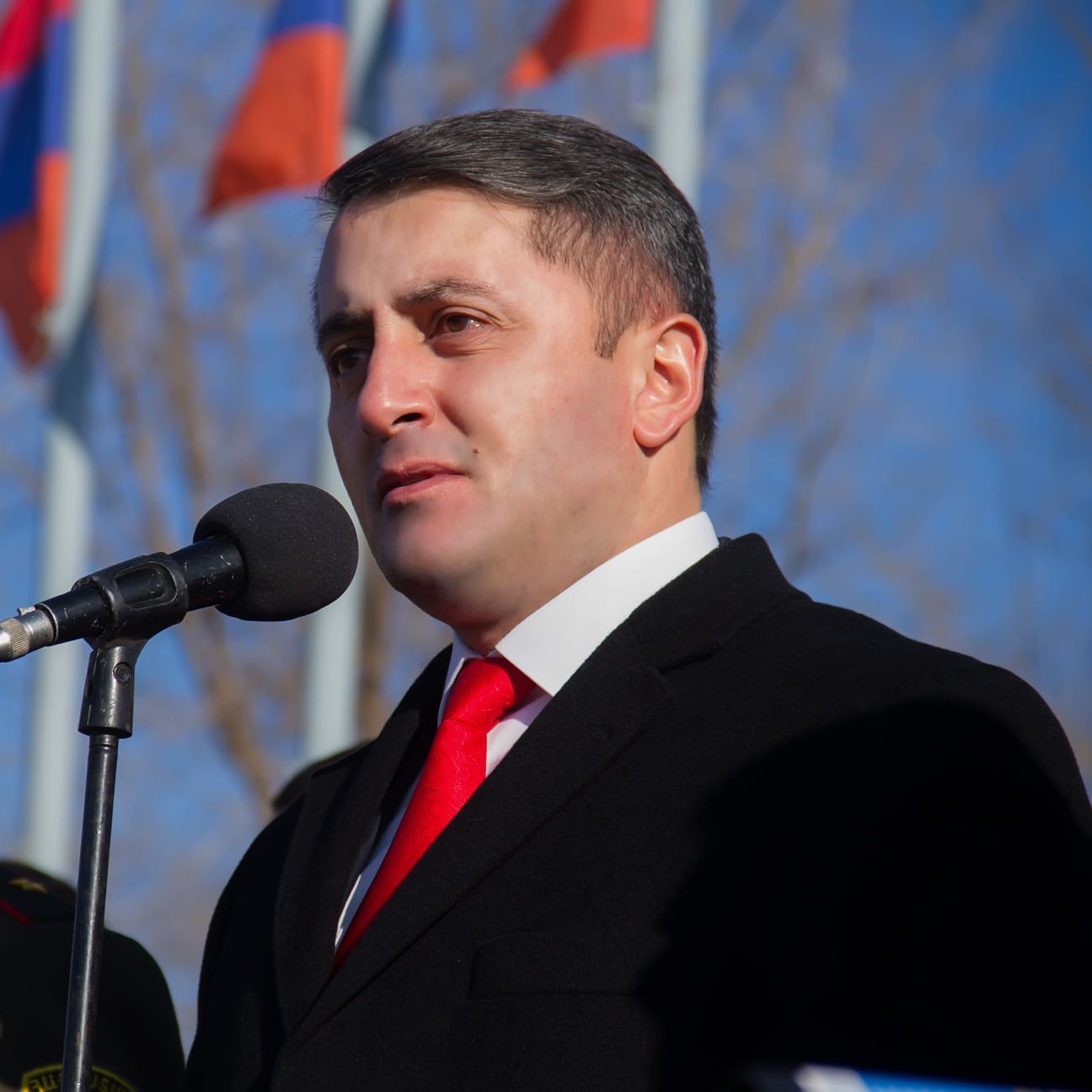 Хачик Асрян требует расторгнуть соглашение между Арменией и ЕС