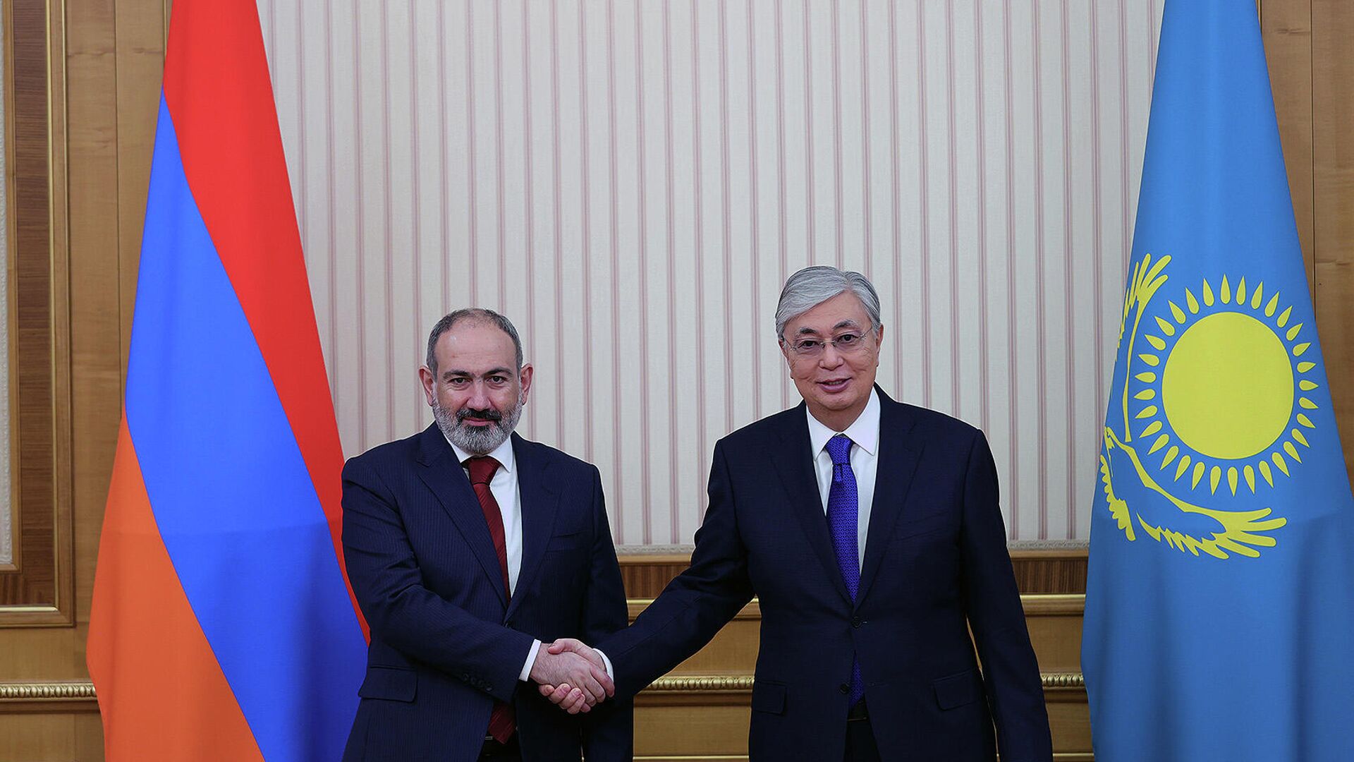 Ղազախստանի նախագահն ընդունել է Հայաստան այցելելու Փաշինյանի հրավերը