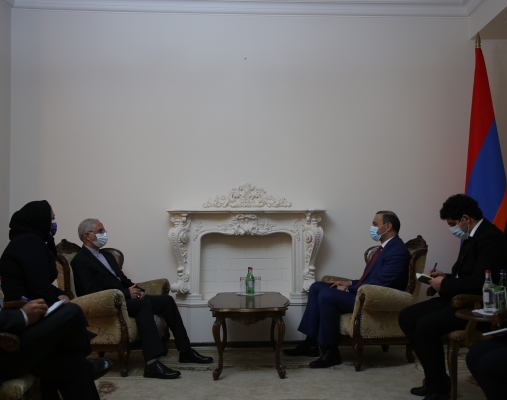 Секретарь Совбеза представил послу Ирана ситуацию на армяно-азербайджанской границе