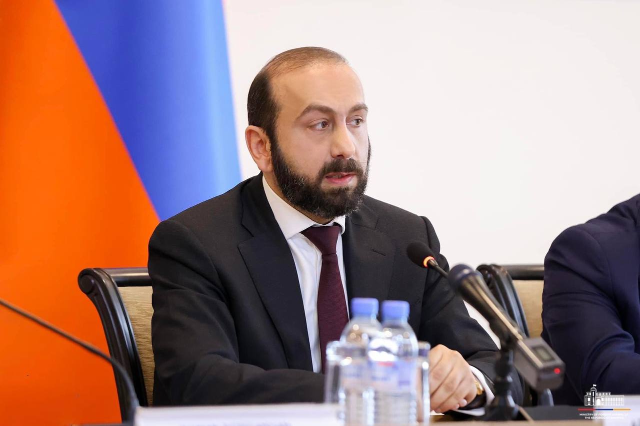 Ереван надеется на закрепление письменных обязательств с Баку на переговорах в Алма-Ате